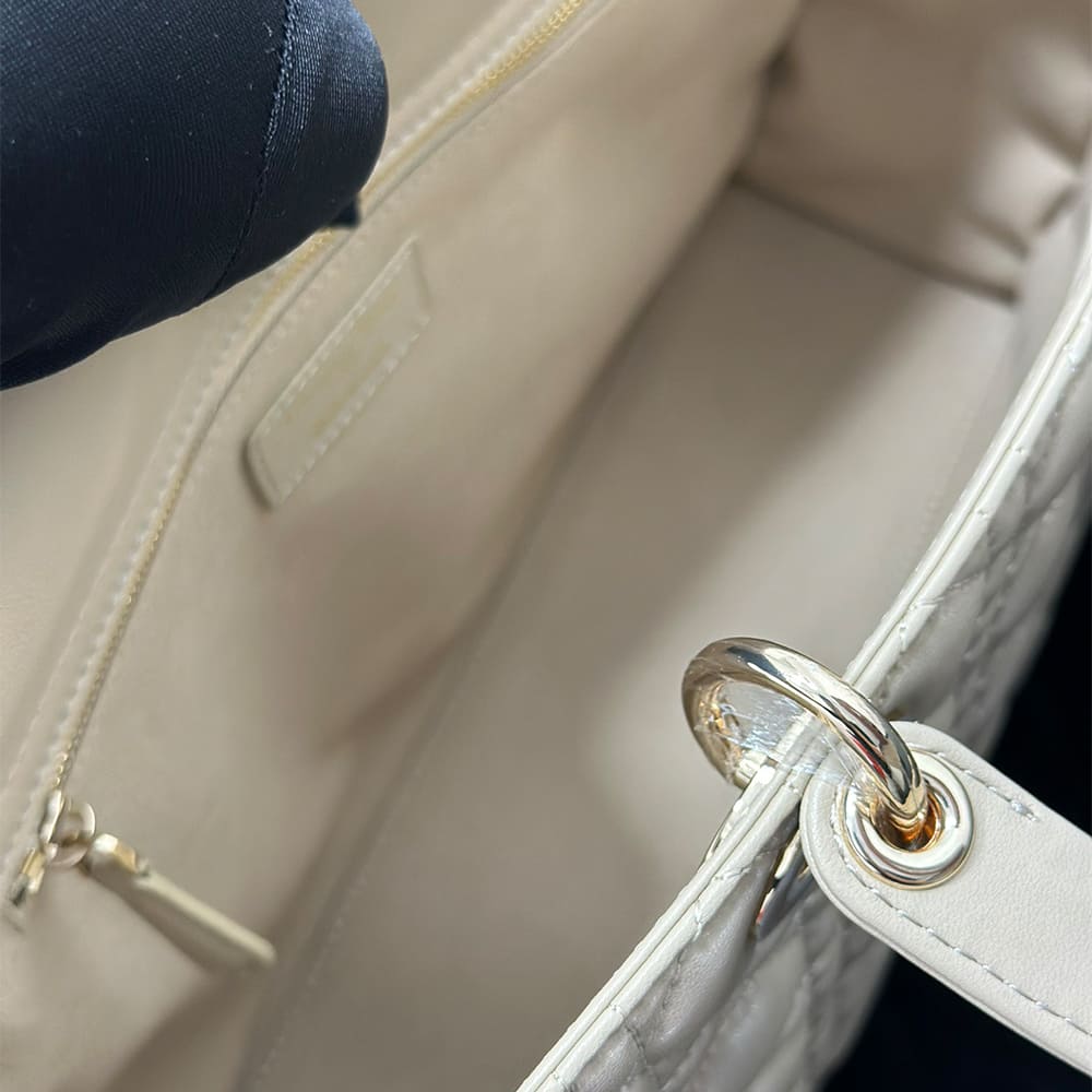 Dior Large Lady Dior Bag(HIGH-END GRADE)