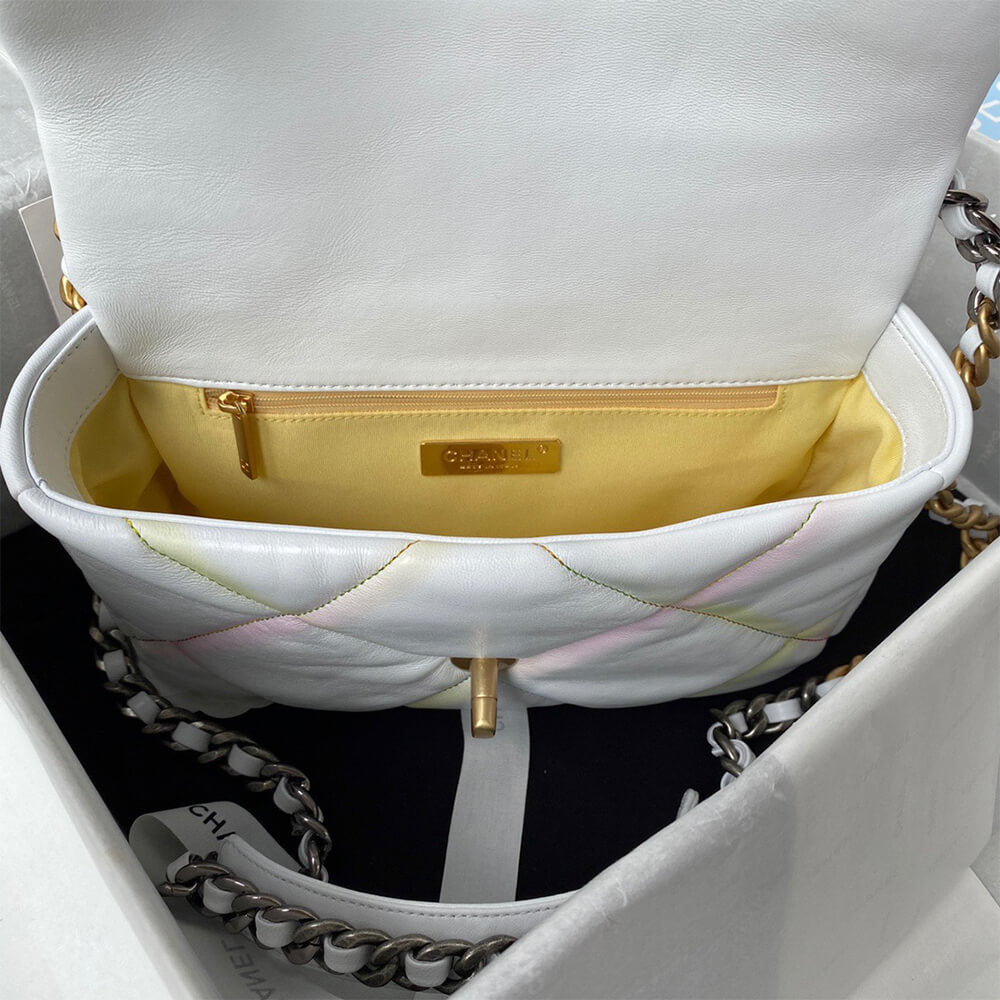 CHANEL 19 HANDBAG