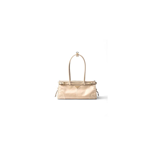 Prada Medium leather handbag(high-end grade)