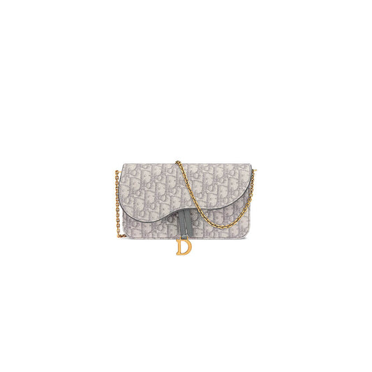 Medium Saddle Pouch with Chain