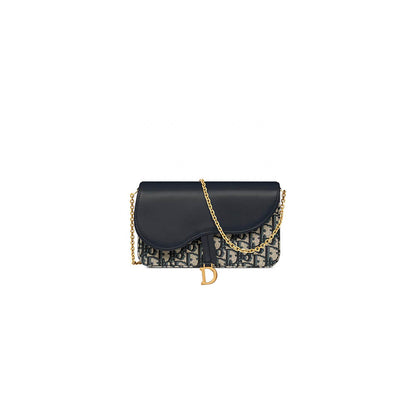 Medium Saddle Pouch with Chain
