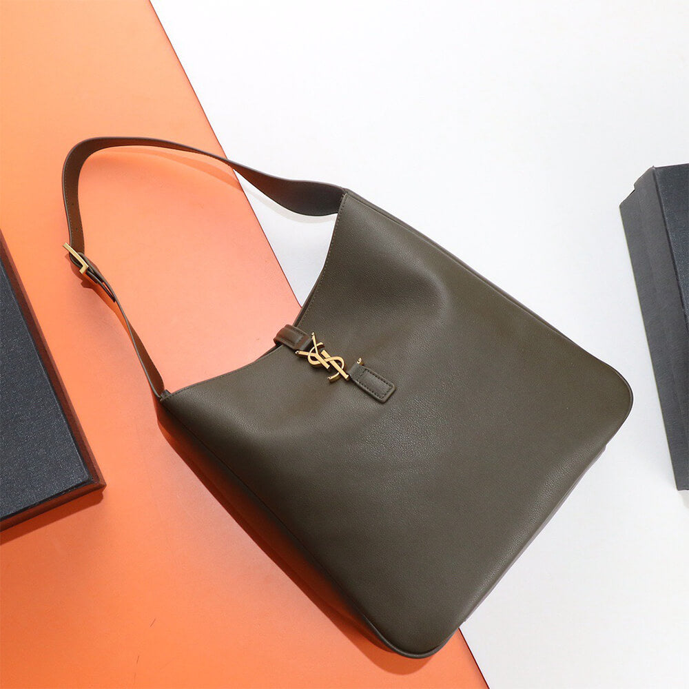 YSL LE 5 ?? 7 supple LARGE