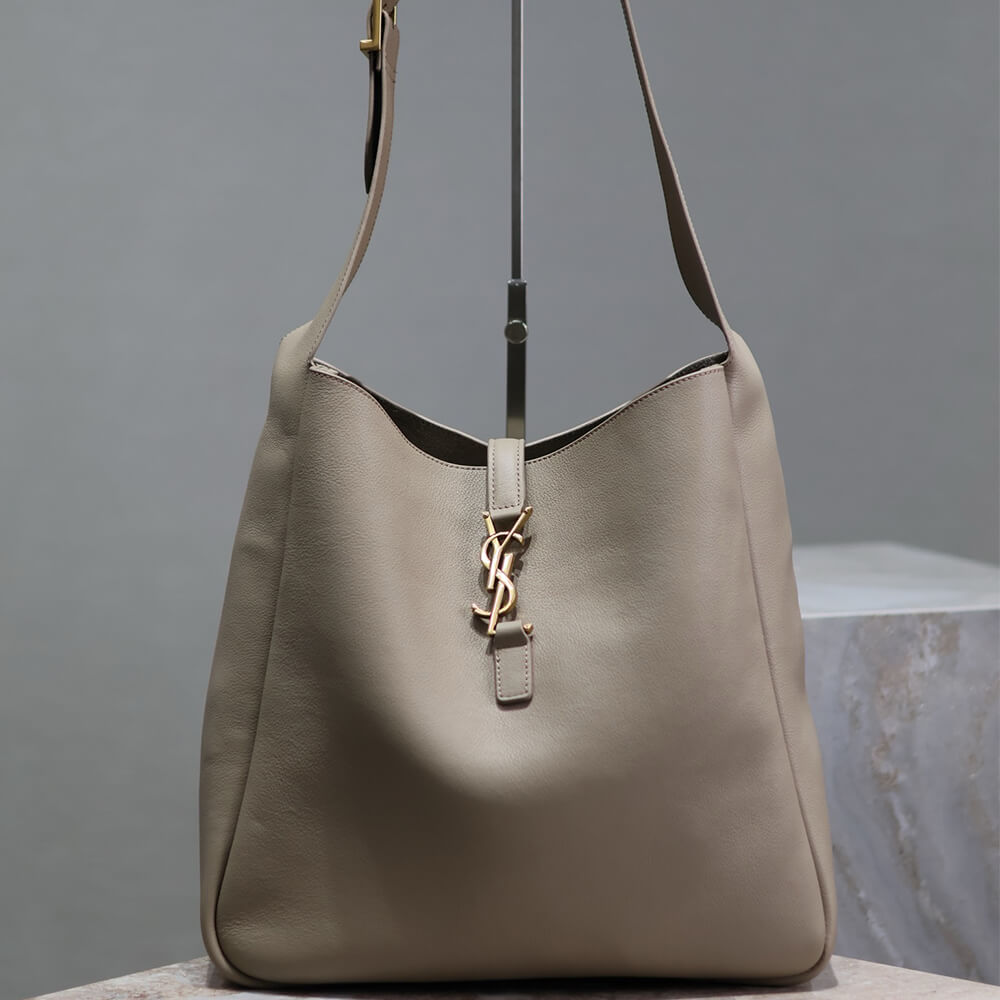 YSL LE 5 ?? 7 supple LARGE