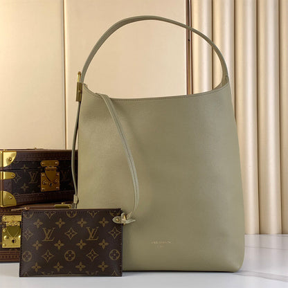 LV Low Key Hobo MM