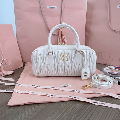 MIUMIU Large Arcadie matelasse nappa Bag(HIGH-END GRADE)