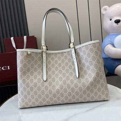 GG Emblem large tote bag