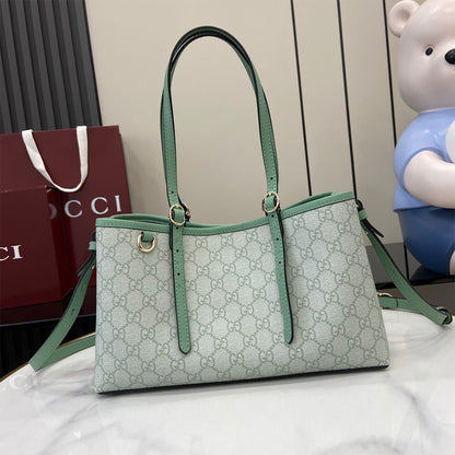 GG Emblem medium tote bag