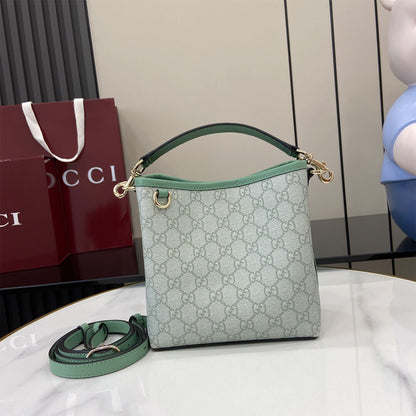 GG Emblem mini bucket bag