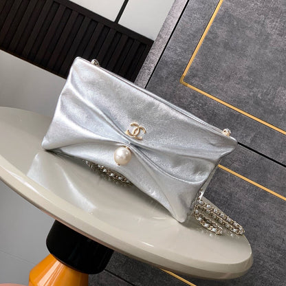 CHANEL Clutch With Chain(HIGH-END GRADE)