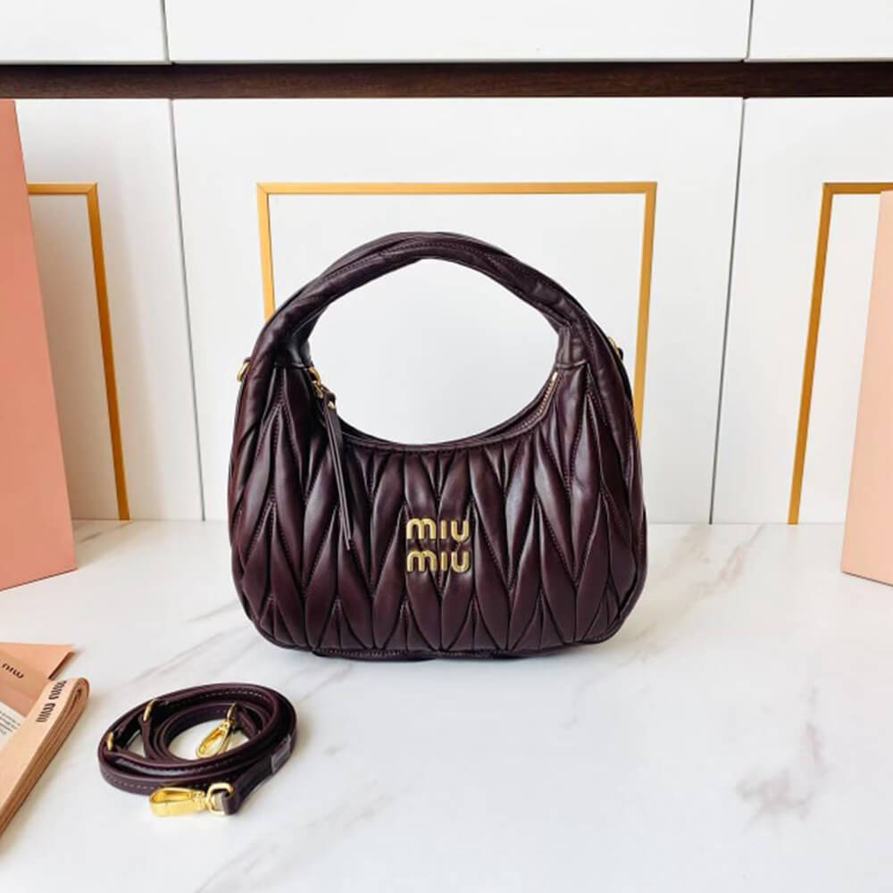 Small Wander matelasse nappa leather hobo bag(HIGH-END GRADE)