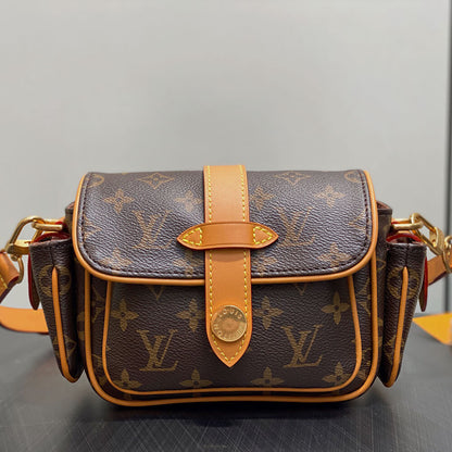 LV Cargo Wearable Wallet