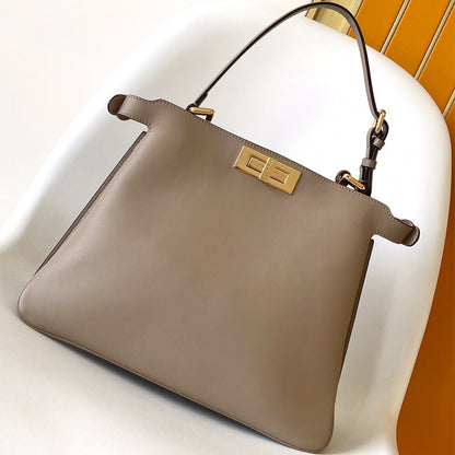 FENDI Peekaboo Soft Medium(HIGH-END GRADE)