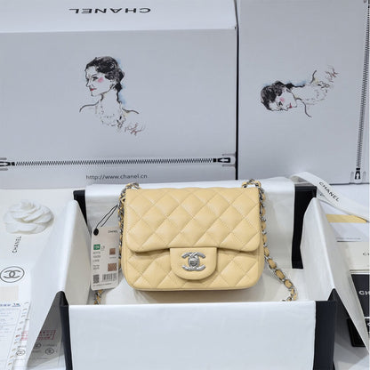 Chanel MINI FLAP BAG