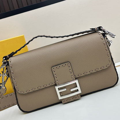 Fendi Baguette