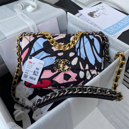 CHANEL 19 HANDBAG