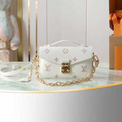 LV Pochette Metis East West(HIGH-END GRADE)