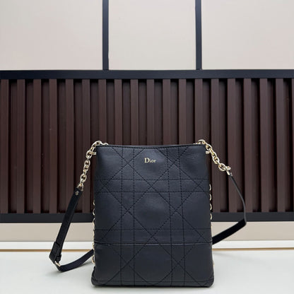 Small Dior Trianon Vertical Chain