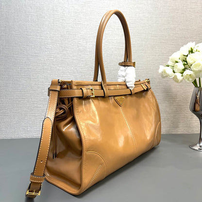 Prada Large leather handbag(high-end grade)