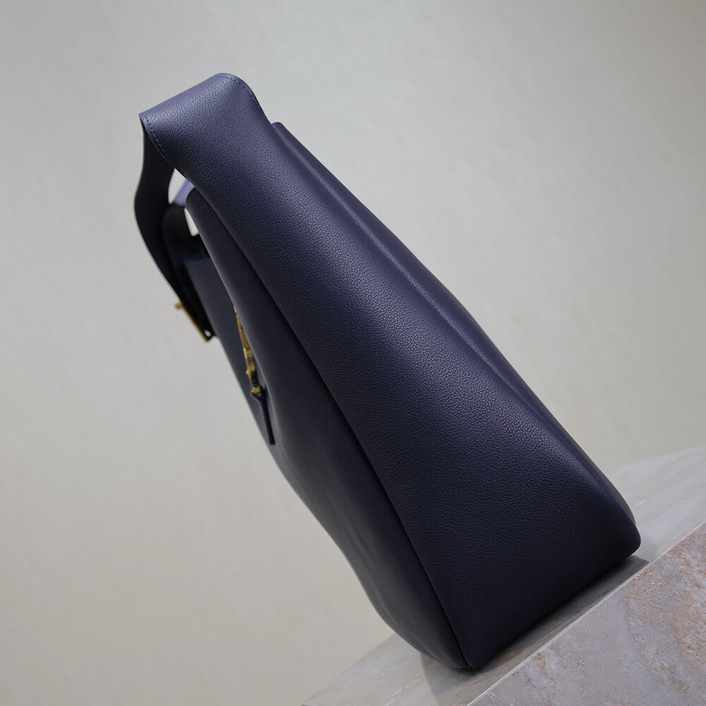 YSL LE 5 ?? 7 supple LARGE