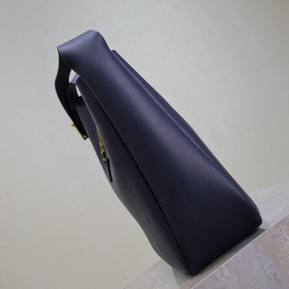 YSL LE 5 ?? 7 supple LARGE