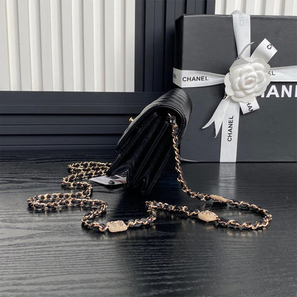 CHANEL Clutch With Chain(HIGH-END GRADE)