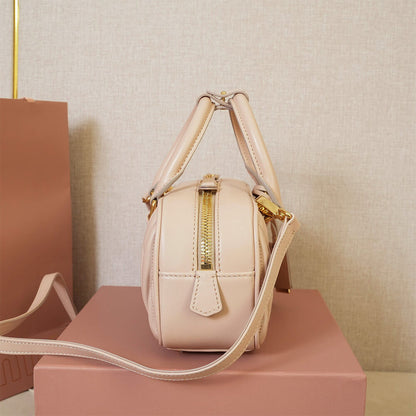 MIUMIU Medium Arcadie matelasse nappa Bag(HIGH-END GRADE)
