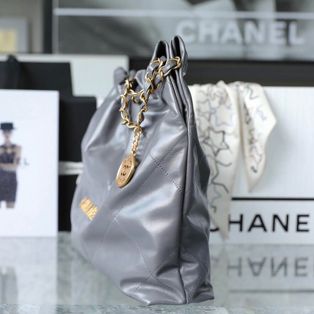 CHANEL 22 SMALL HANDBAG(high-end grade)