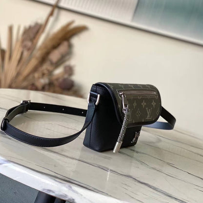 LV Pulse Wearable Wallet G65