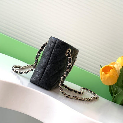 Chanel Classic Clutch with Chain(HIGH-END GRADE)