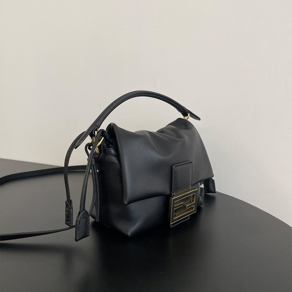 Fendi Mamma Baguette Small(high-end grade)
