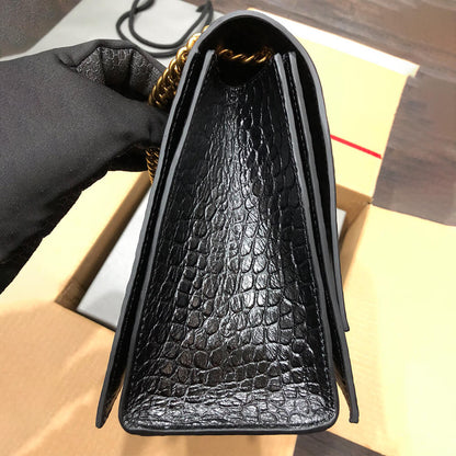 Balenciaga Women’s Crush Chain Bag Medium(HIGH-END GRADE)