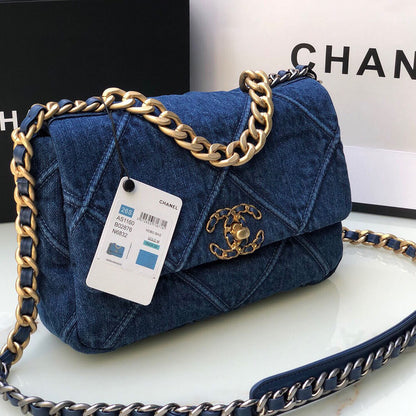 CHANEL 19 Handbag