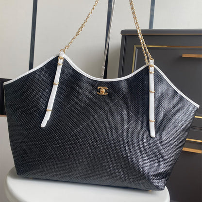 Chanel MAXI SHOPPING BAG(HIGH-END GRADE)