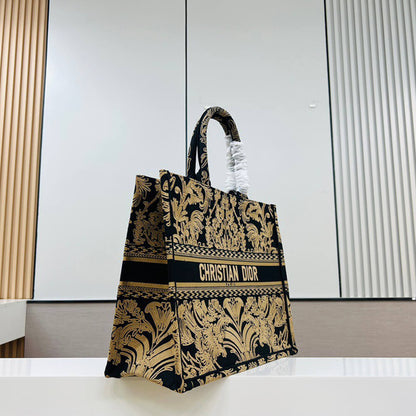 LARGE DIOR BOOK TOTE