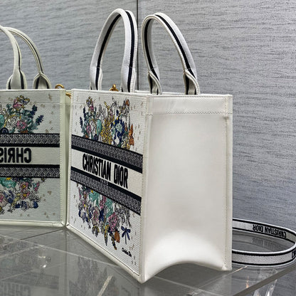 Dior Lucky Medium Dior Book Tote