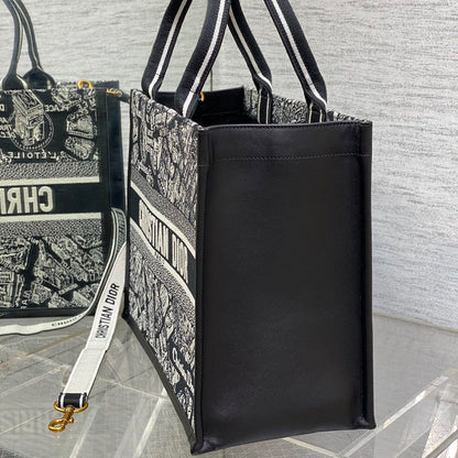 Dior Lucky Medium Dior Book Tote