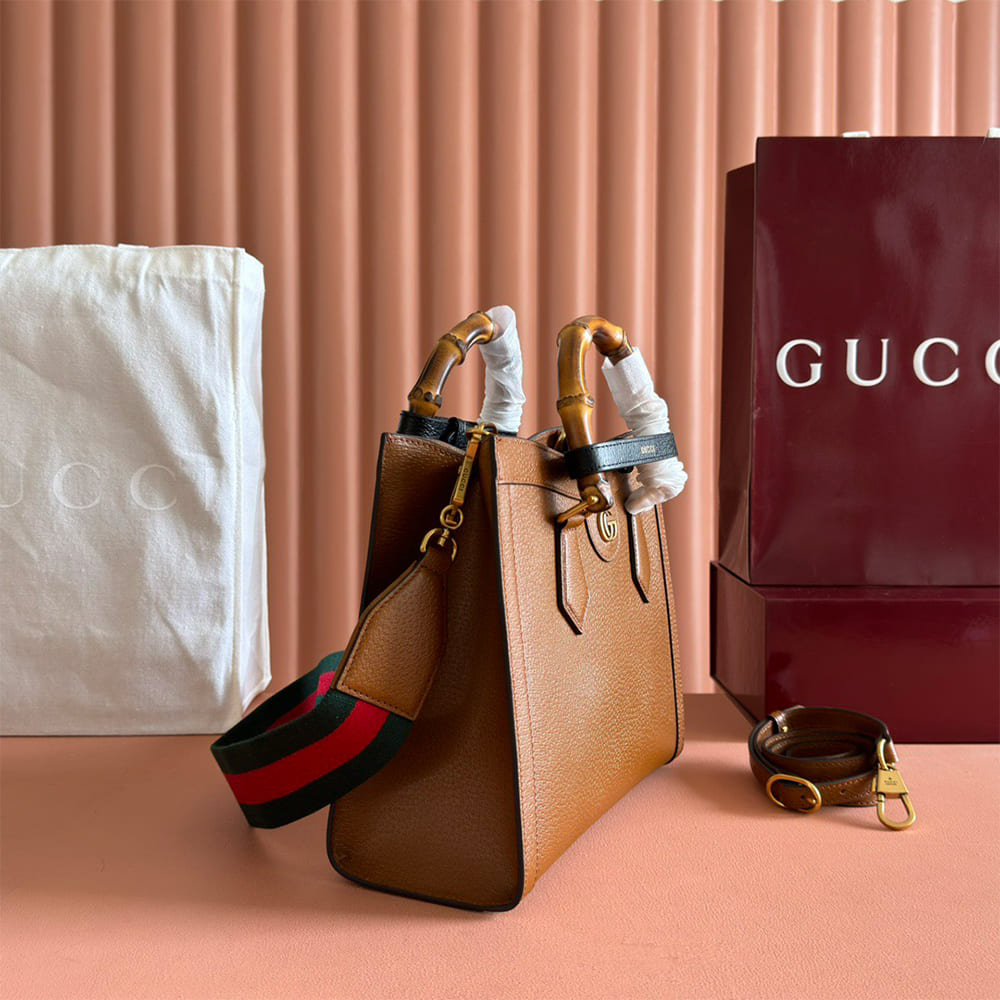 Gucci New Diana medium tote bag(HIGH-END GRADE)