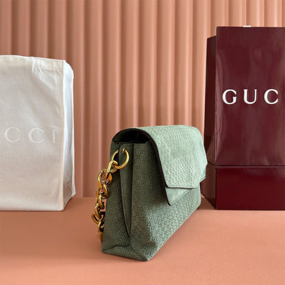 Gucci Large shoulder bag with chain(HIGH-END GRADE)