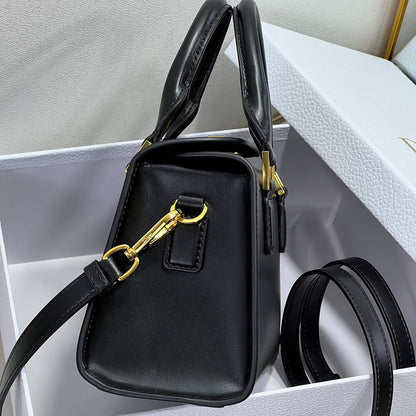 SMALL BOSTON BAG