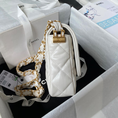 CHANEL MINI FLAP
