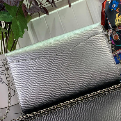 LV Pochette Louise