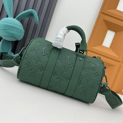LV Keepall Bandouliere 25