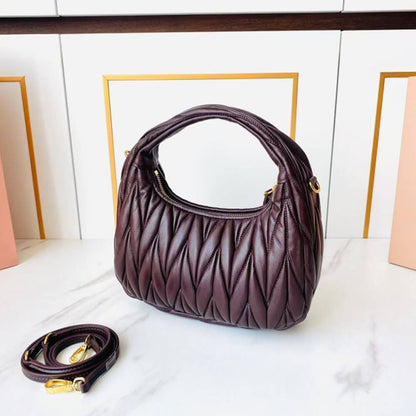 Small Wander matelasse nappa leather hobo bag(HIGH-END GRADE)