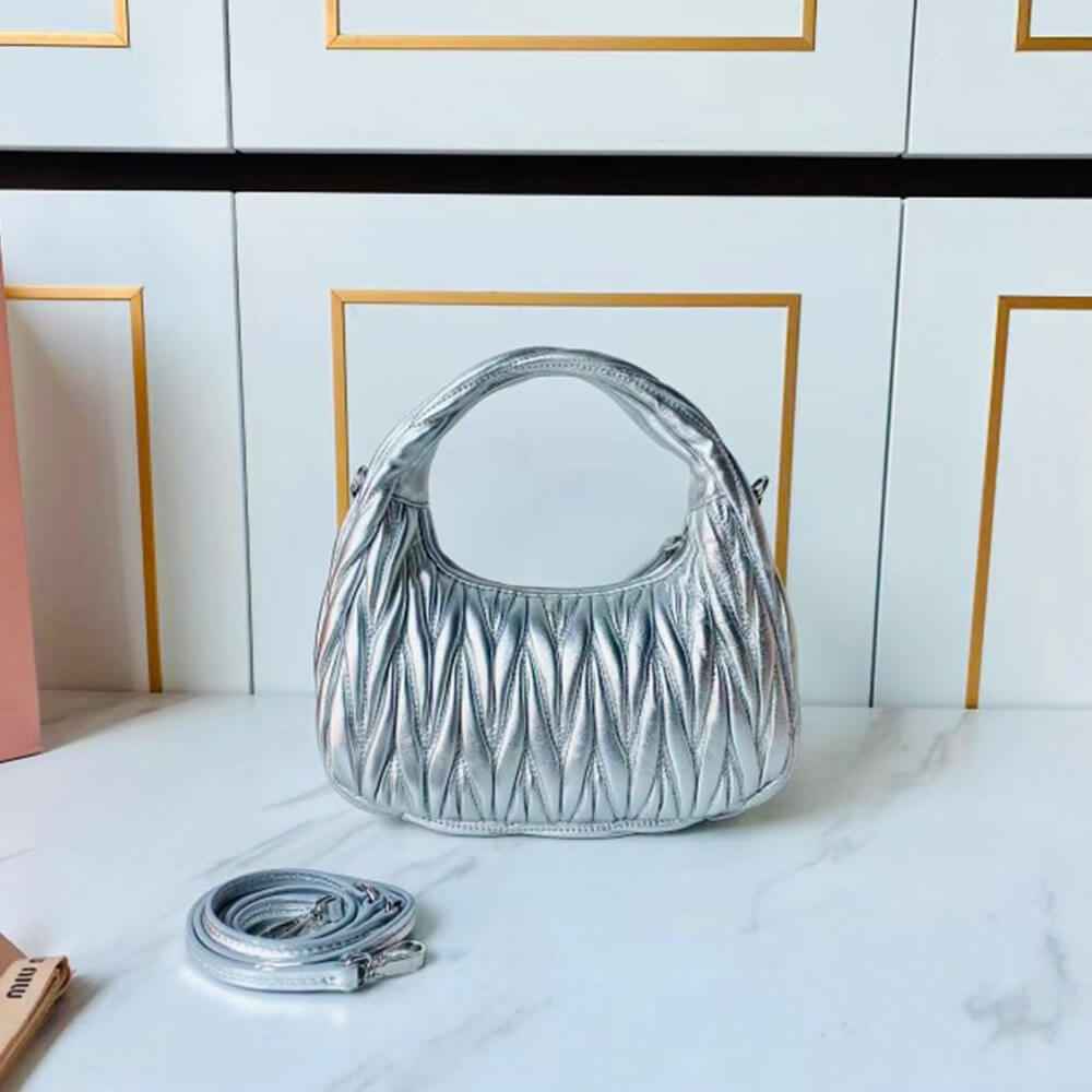 Small Wander matelasse nappa leather hobo bag(HIGH-END GRADE)