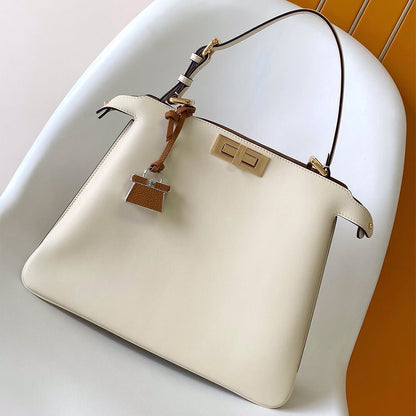FENDI Peekaboo Soft Medium(HIGH-END GRADE)
