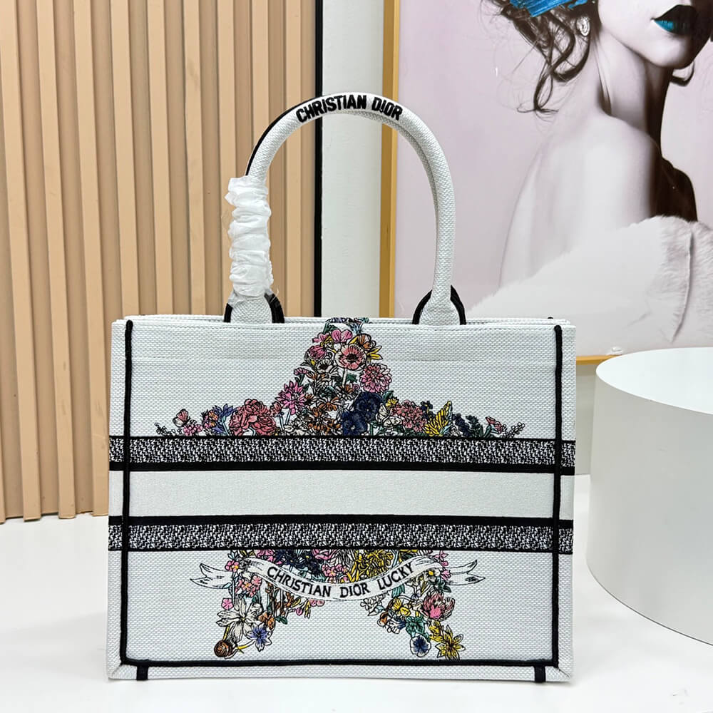 Dior Lucky Medium Dior Book Tote