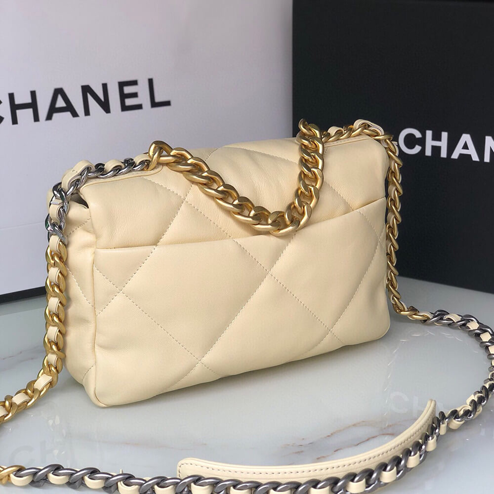 CHANEL 19 Handbag