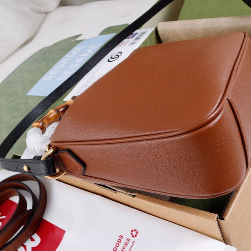 Gucci Diana small shoulder bag