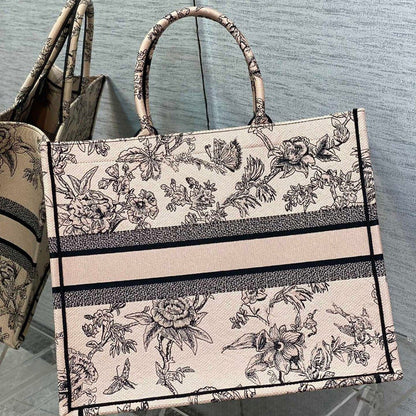 LARGE DIOR BOOK TOTE
