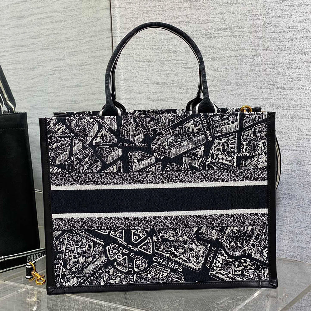 Dior Lucky Medium Dior Book Tote